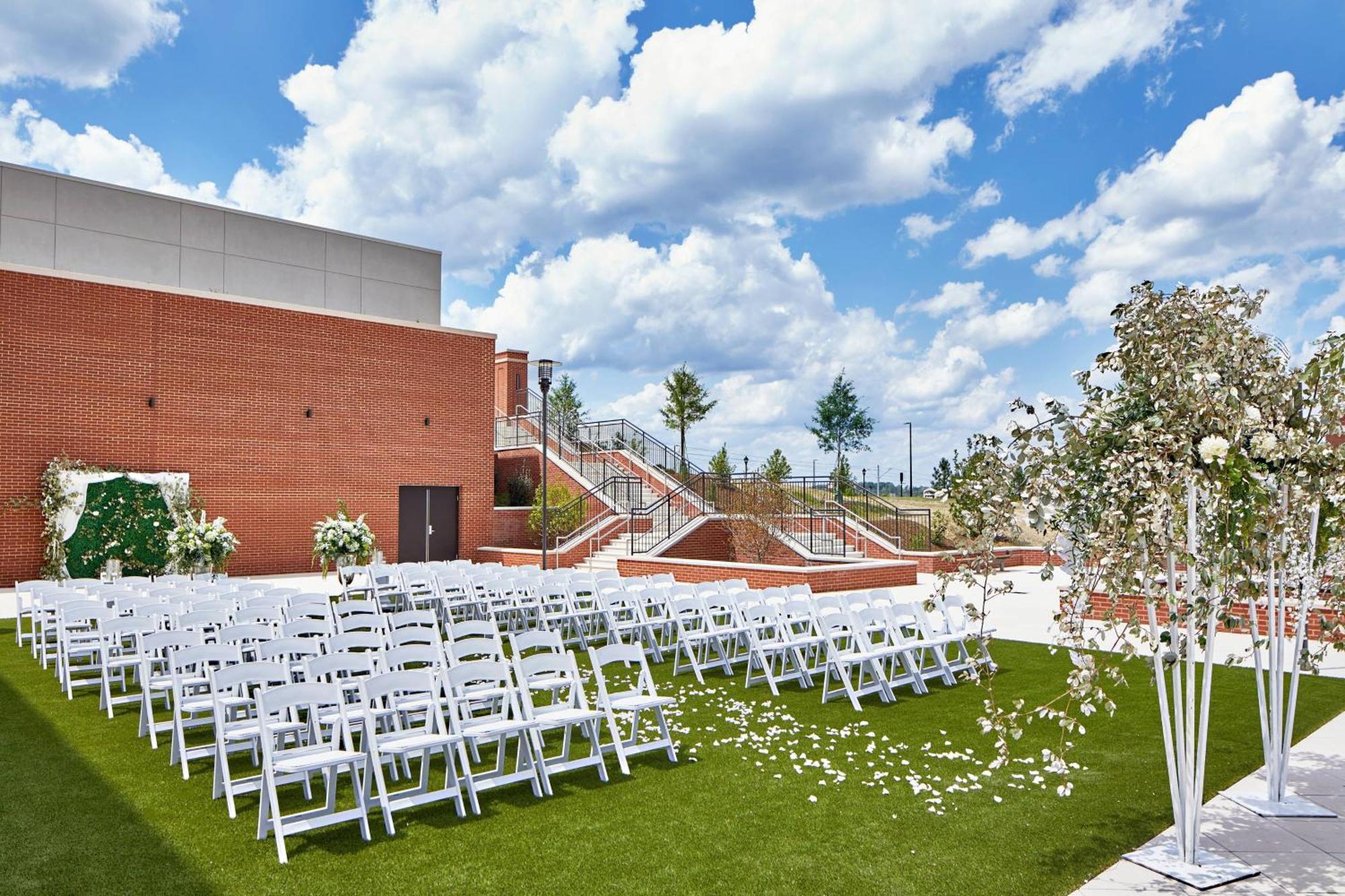 Unc Charlotte Marriott Hotel & Conference Center Exterior photo