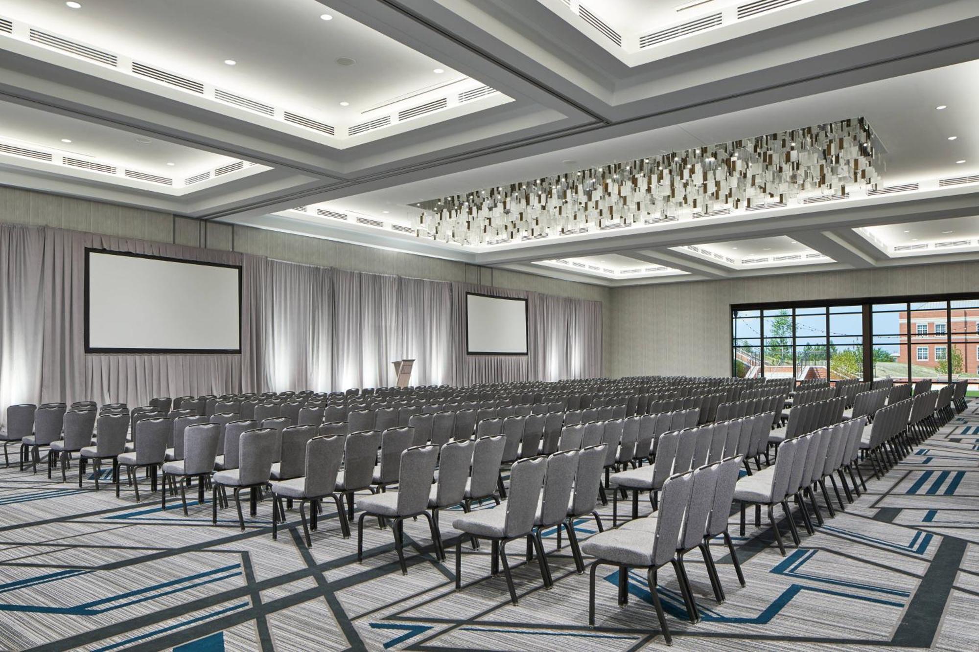 Unc Charlotte Marriott Hotel & Conference Center Exterior photo